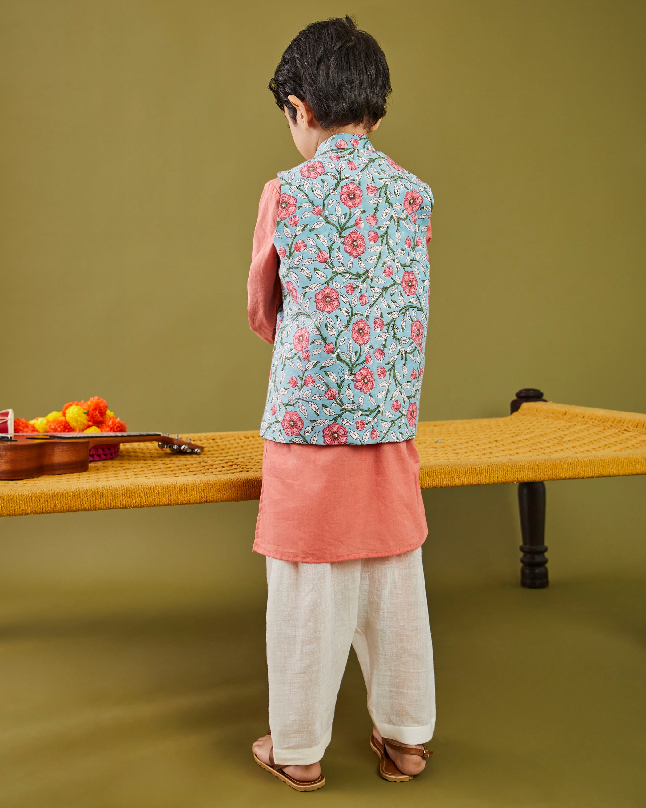 Sanaganeri Phool Kurta Pajama Bandi Set