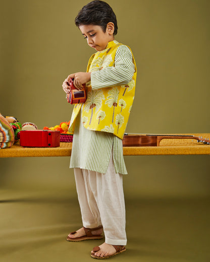 Printed Nariyal Kurta Pajama Bandi Set