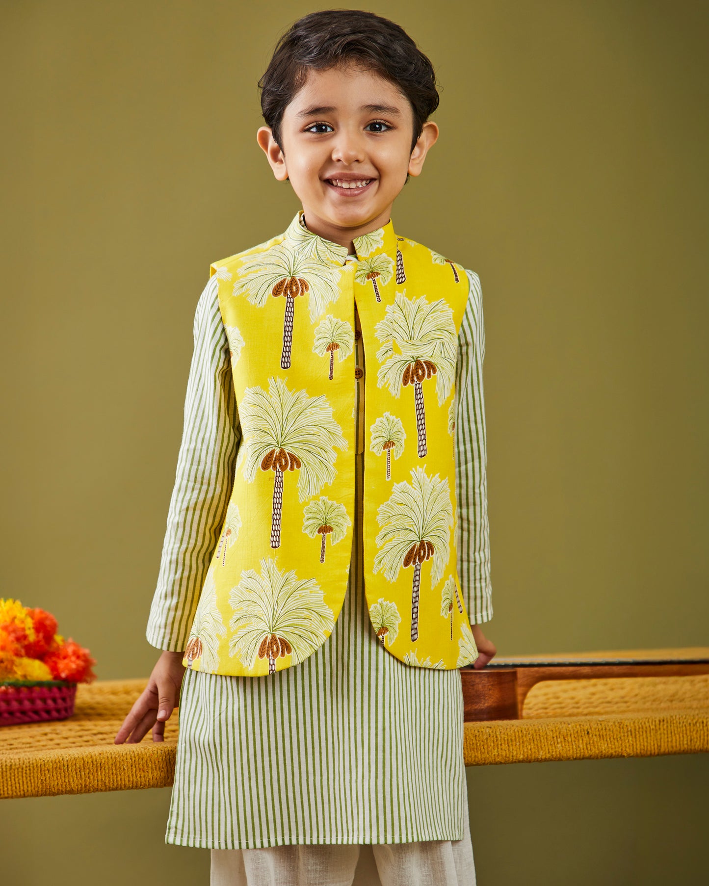 Printed Nariyal Kurta Pajama Bandi Set