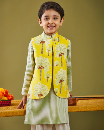 Printed Nariyal Kurta Pajama Bandi Set