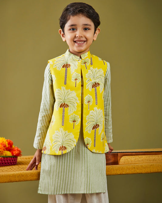 Printed Nariyal Kurta Pajama Bandi Set