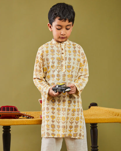 Ajrakh Gamla Kurta Pajama Set