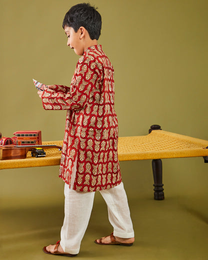 Bagru Machhli- Red Kurta Pajama Set