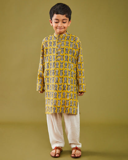 Bagru Machhli - Yellow Kurta Pajama Set