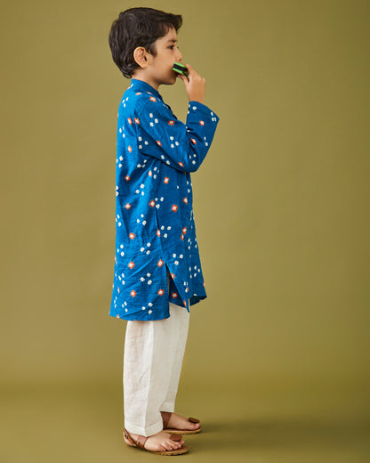 Neel bandhej Kurta Pajama Set