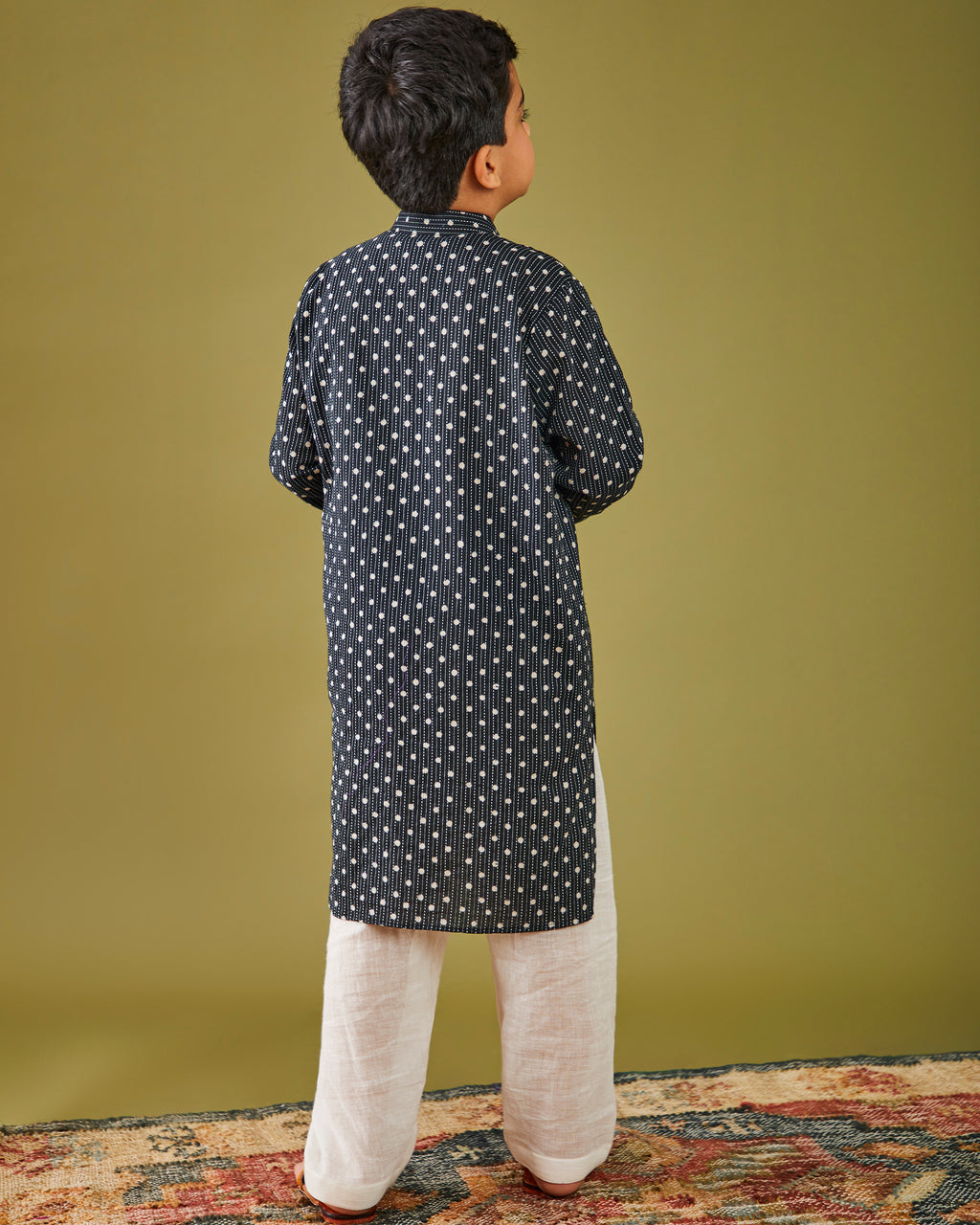 Kantha Boondi Kala Kurta Pajama Set