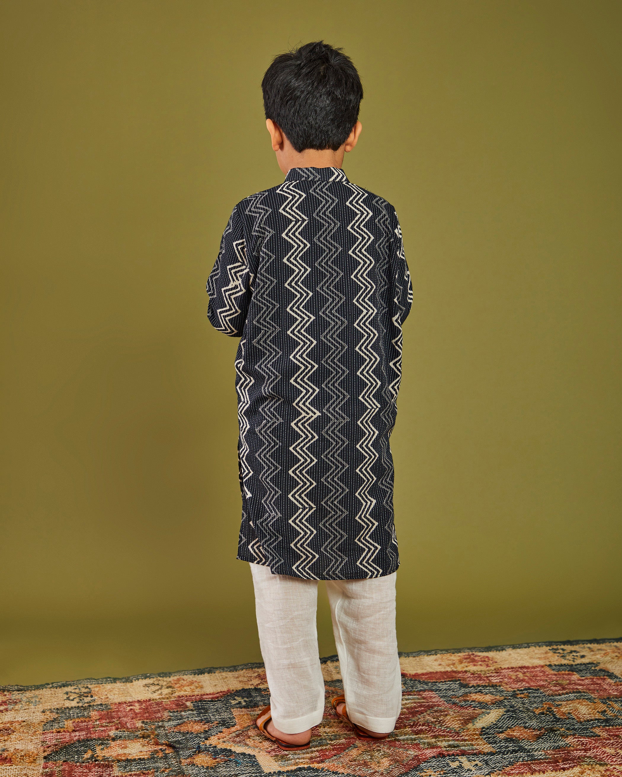 Kantha Zigzag Kala Kurta