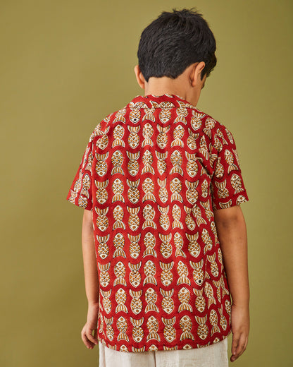 Bagru Machhli- Red Shirt