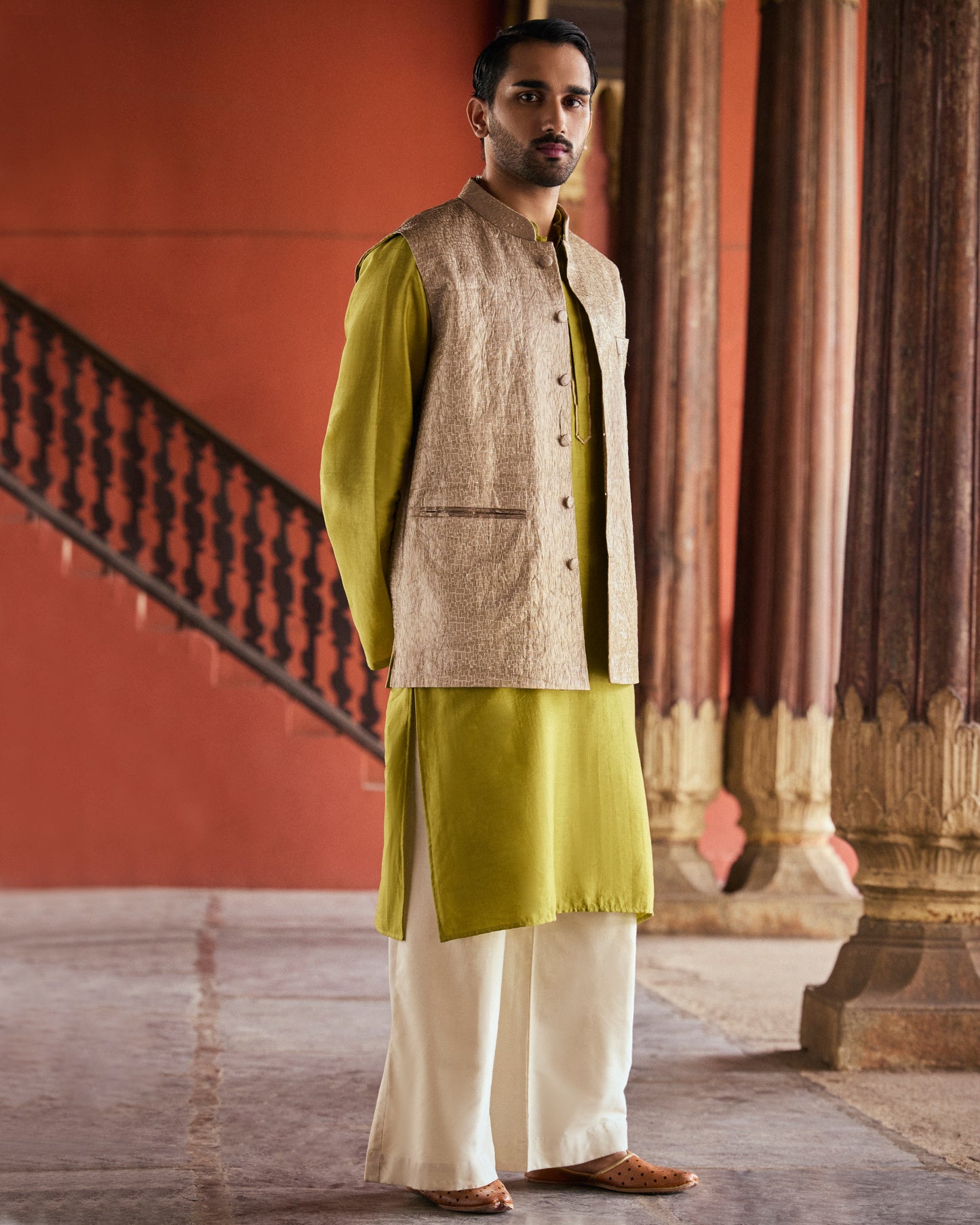 Silver Pure Tissue Brocade Bricks Motif Bandi- Green Hue