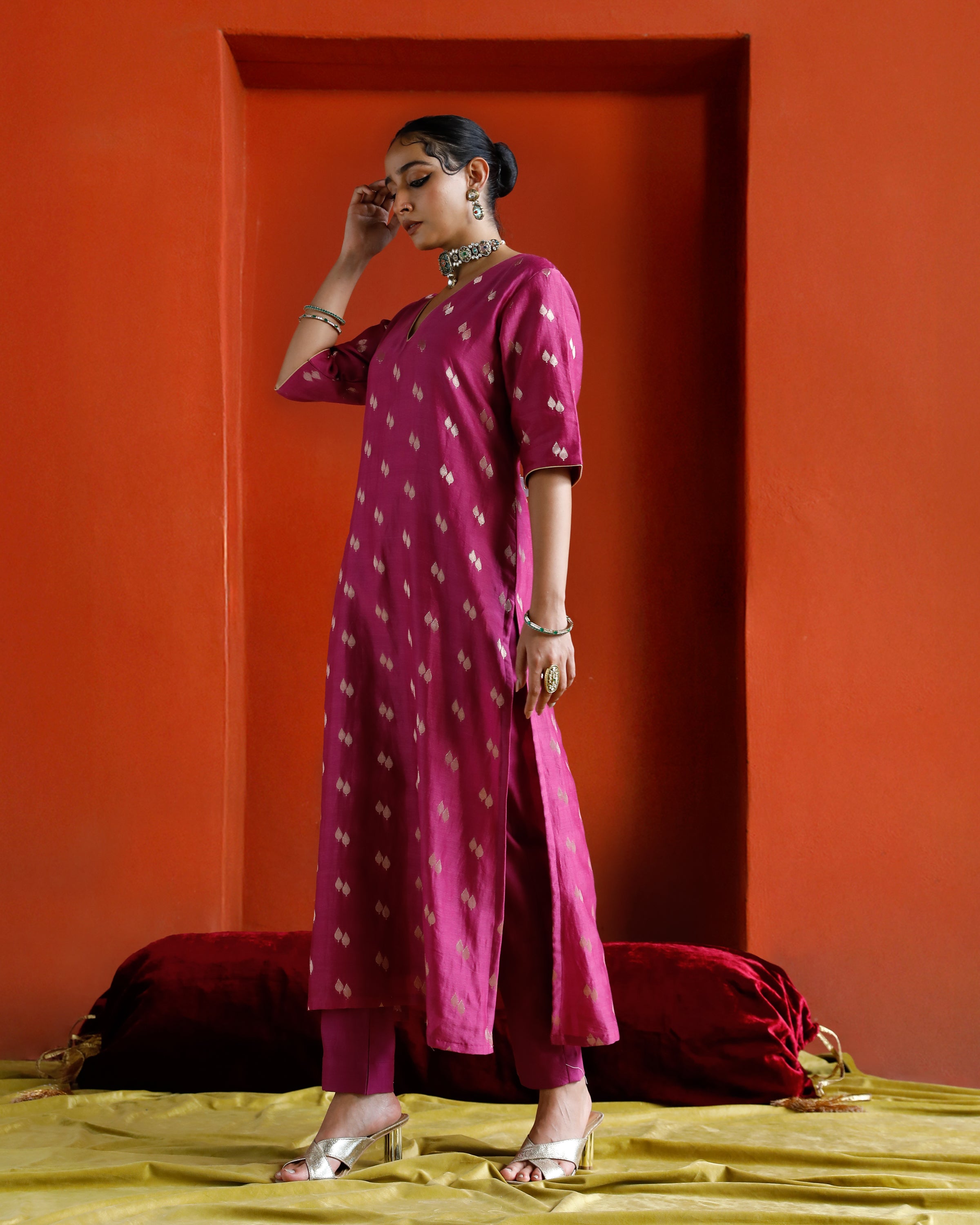 Pink Pure Chanderi Paan Zari Buta Kurta