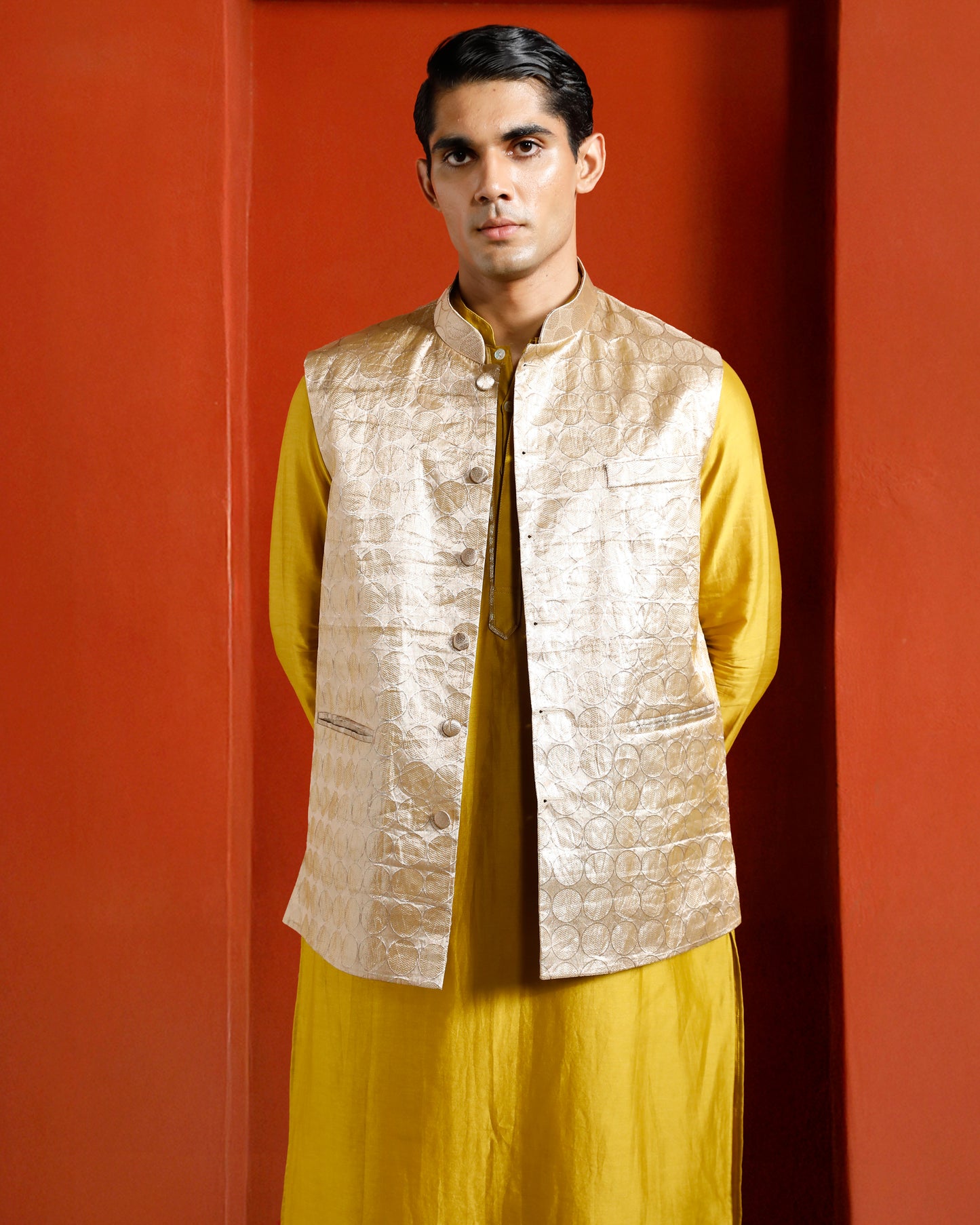 Silver Pure Tissue Brocade Circular Motif Bandi- Yellow Hue