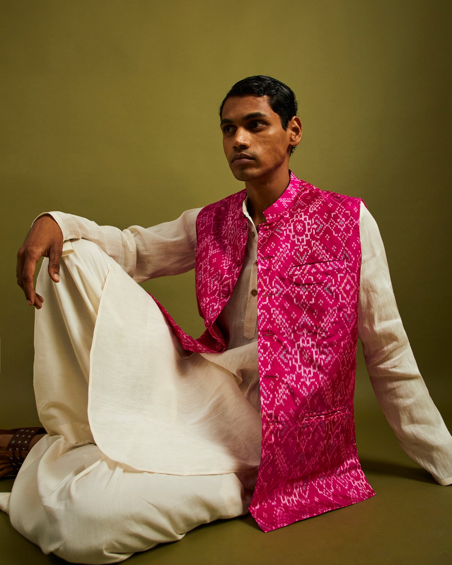 Manek Chowk Patan Patola Pink Bandi